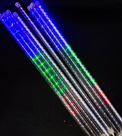 Decoratiune pentru Exterior 3m – 8 Turturi Luminoși 50 cm – Efect Meteorit – Multicolor