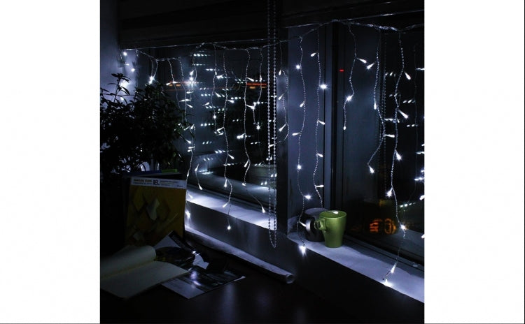 Decoratiune 3x2.8 metri tip Perdea 400 de leduri